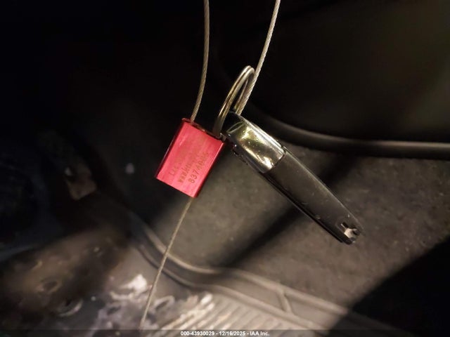 2012 AUDI A8 WAUCVAFD8CN021259 Photo 10