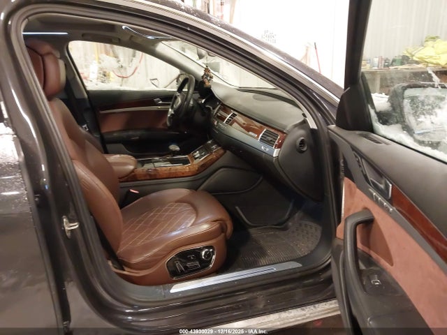 2012 AUDI A8 WAUCVAFD8CN021259 Photo 4