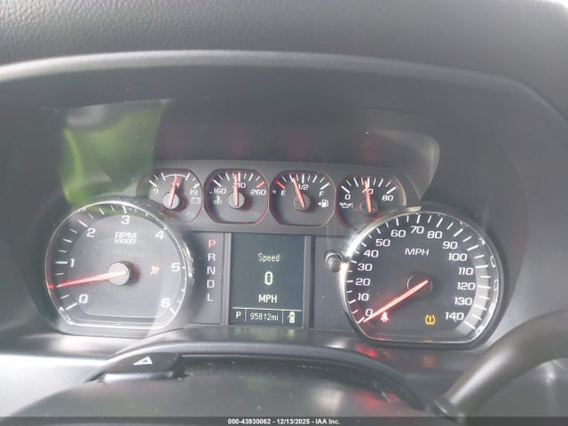 3GCUKPEH4JG211086 Chevrolet Silverado 1500 Custom