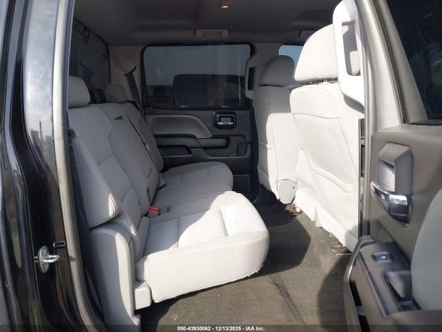 3GCUKPEH4JG211086 Chevrolet Silverado 1500 Custom