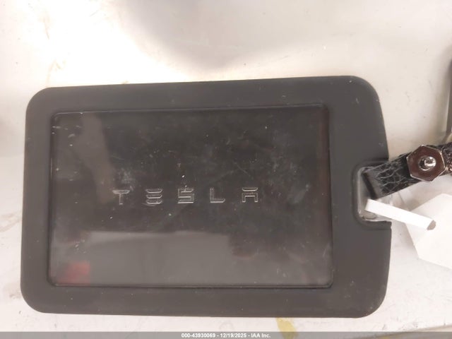 2018 TESLA MODEL 3 5YJ3E1EA0JF037445 Photo 10