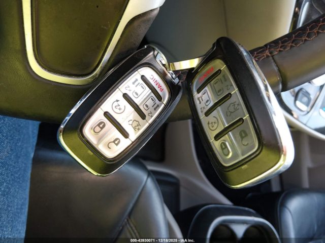 2017 CHRYSLER PACIFICA 2C4RC1BGXHR809490 Photo 10