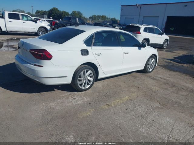 2018 VOLKSWAGEN PASSAT 1VWBA7A37JC018547 Photo 3