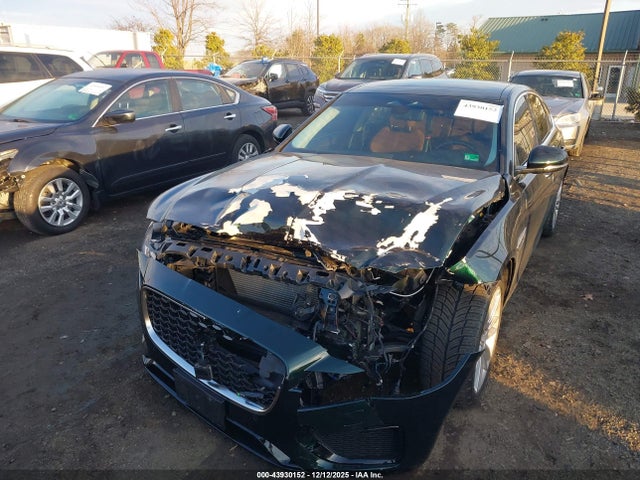 2022 JAGUAR XF SAJBL4GX9NCY90807 Photo 5