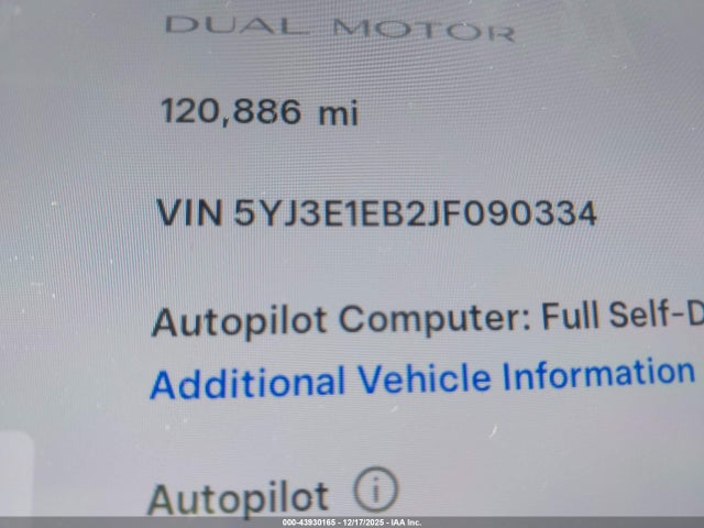 2018 TESLA MODEL 3 5YJ3E1EB2JF090334 Photo 8