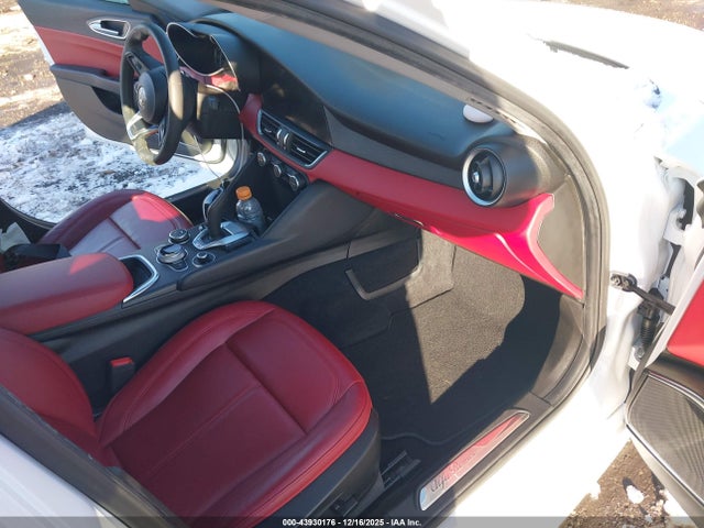 2021 ALFA ROMEO GIULIA ZARFANBNXM7648087 Photo 4
