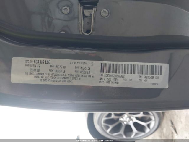 2019 CHRYSLER 300 2C3CCABG8KH585482 Photo 8