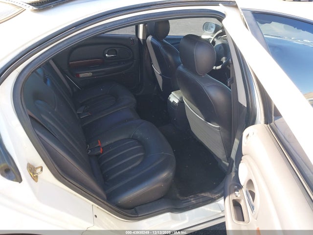 Продажа на аукционе авто 2000 Chrysler 300m, vin: 2C3HE66G6YH325503, номер лота: 43930249