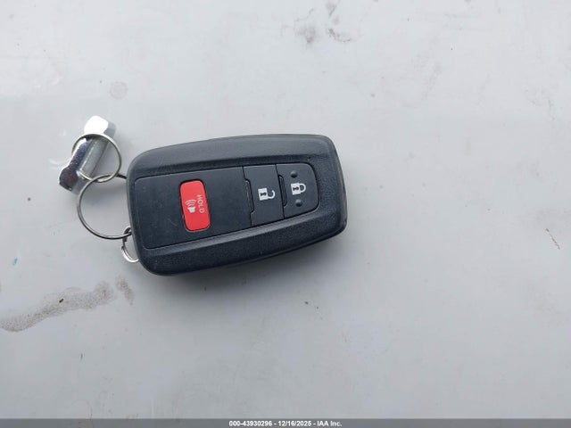 2019 TOYOTA C-HR JTNKHMBX0K1026142 Photo 10