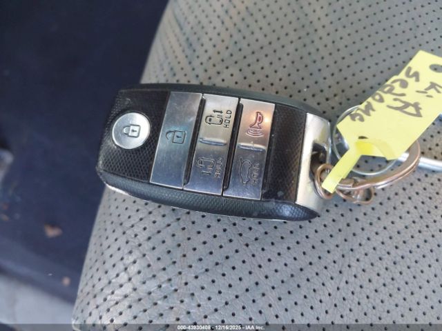 2018 KIA SEDONA KNDMB5C12J6357840 Photo 10