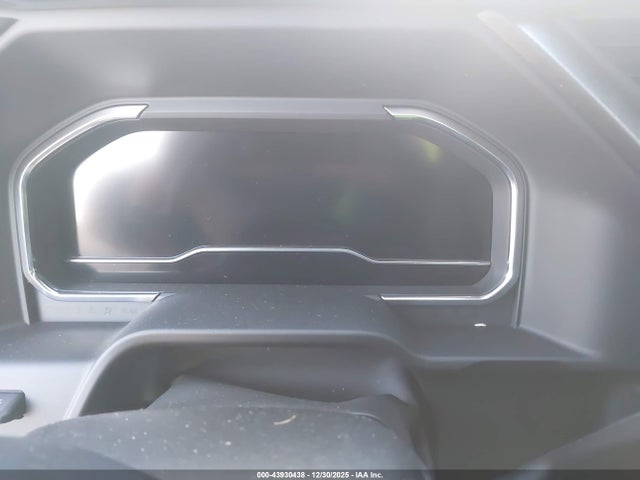 1GT49ZEYXRF418036 GMC Sierra 2500hd 4wd Standard Bed At4x