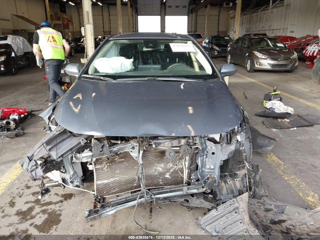 Toyota Corolla Hybrid Le 2020 JTDEBRBE3LJ025664 Image 13