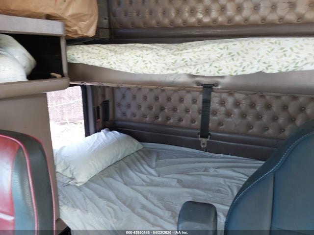 2003 Kenworth Construction W900 მანქანა იყიდება აუქციონზე, vin: 1XKWD68X93J383507, აუქციონის ნომერი: 43930486