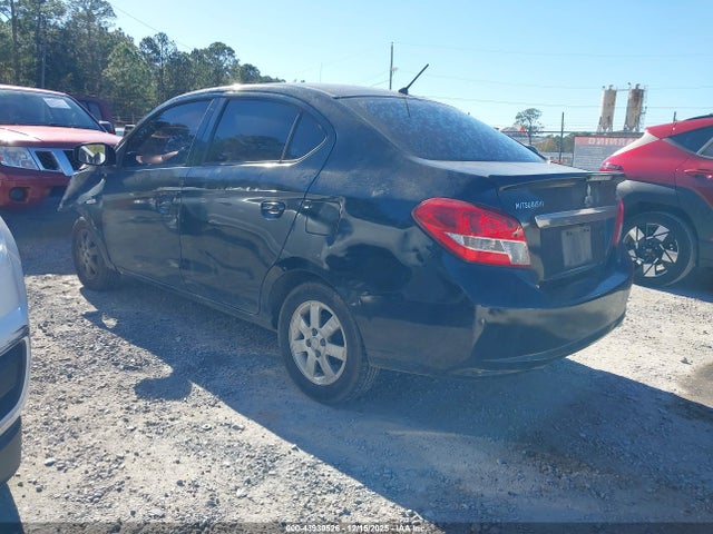 2017 MITSUBISHI MIRAGE G4 ML32F3FJ4HHF11366 Photo 2