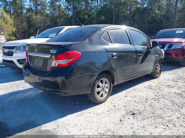 2017 MITSUBISHI MIRAGE G4 ML32F3FJ4HHF11366 Photo 3