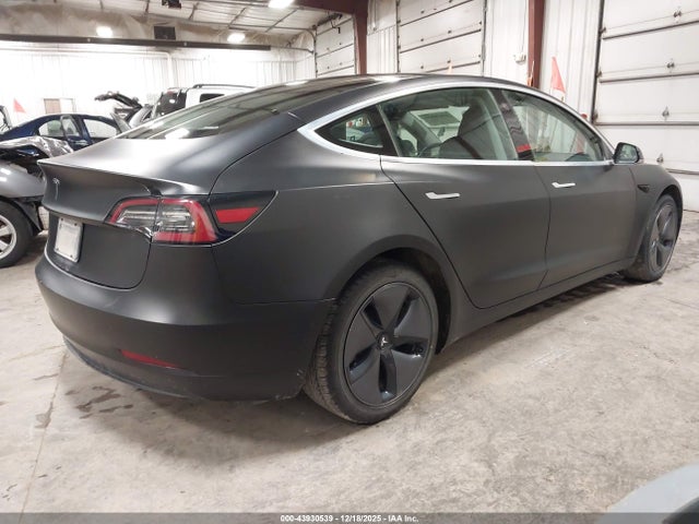 2019 TESLA MODEL 3 5YJ3E1EA9KF306687 Photo 3