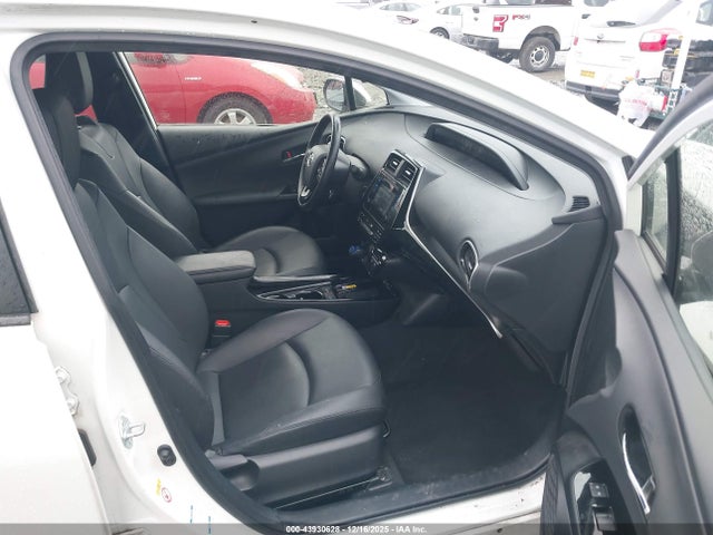 JTDL9RFU3K3011366 Toyota PRIUS XLE