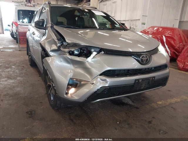 Toyota RAV4 SE 2017 2T3JFREV2HW685637 Image 6