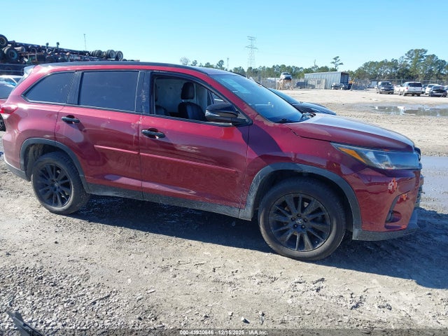 5TDKZRFH0KS318118 Toyota Highlander Se