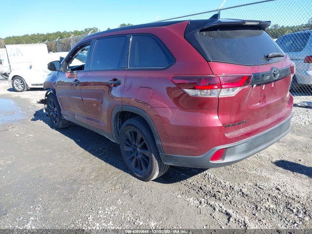 5TDKZRFH0KS318118 Toyota Highlander Se