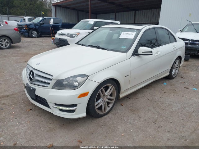 43930691 :رقم المزاد ، WDDGF4HB3CR217557 vin ، 2012 Mercedes-benz C 250 Sport مزاد بيع