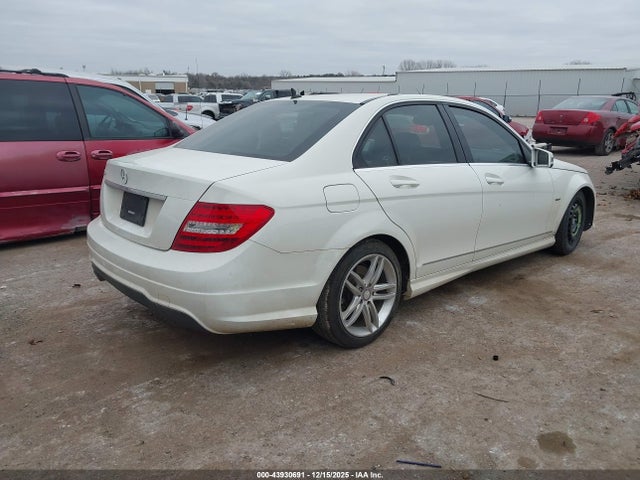 43930691 :رقم المزاد ، WDDGF4HB3CR217557 vin ، 2012 Mercedes-benz C 250 Sport مزاد بيع
