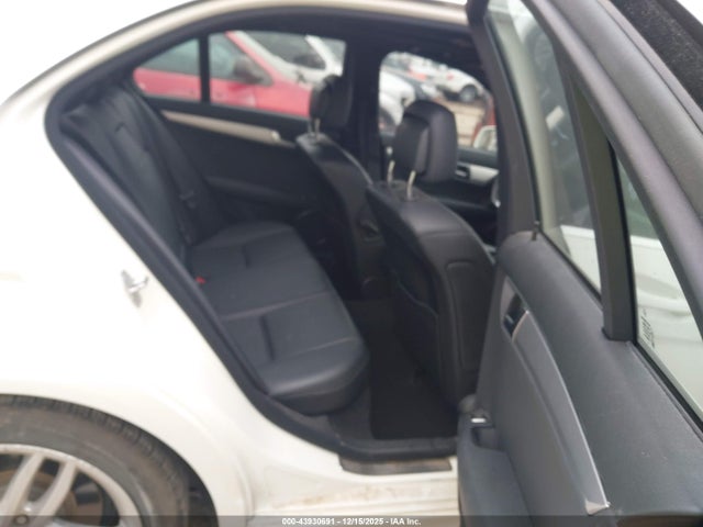 43930691 :رقم المزاد ، WDDGF4HB3CR217557 vin ، 2012 Mercedes-benz C 250 Sport مزاد بيع
