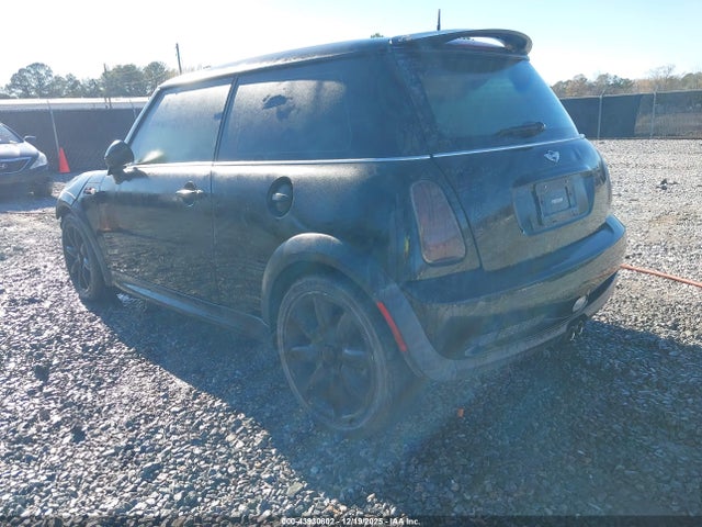 2004 MINI COOPER S WMWRE33454TD84547 Photo 2