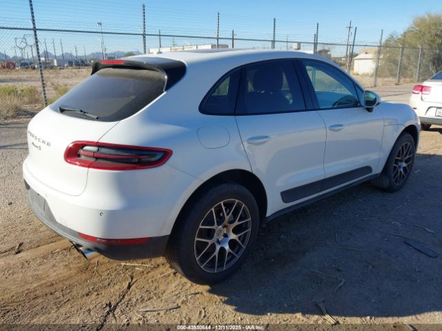 2017 PORSCHE MACAN WP1AB2A53HLB12871 Photo 3