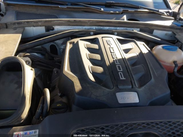 2017 PORSCHE MACAN WP1AB2A53HLB12871 Photo 5