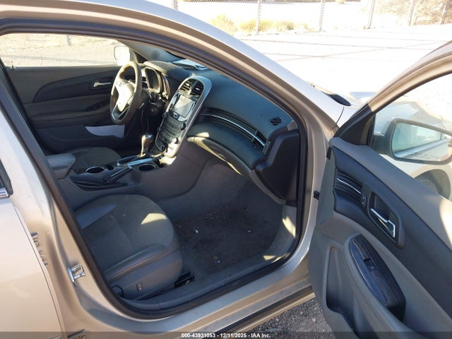 2015 CHEVROLET MALIBU 1G11C5SL0FF342109 Photo 4