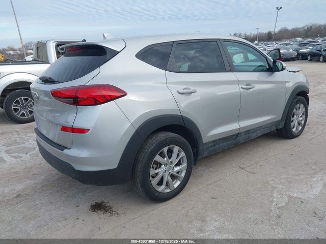 2021 HYUNDAI TUCSON KM8J2CA44MU383596 Photo 3