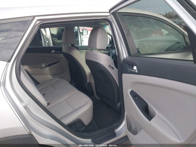 2021 HYUNDAI TUCSON KM8J2CA44MU383596 Photo 7