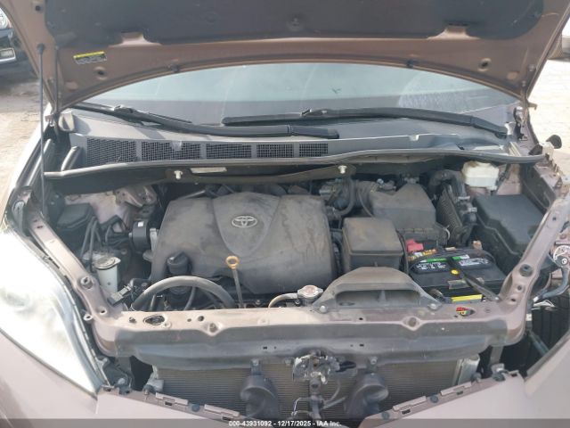2020 TOYOTA SIENNA 5TDYZ3DC0LS058710 Photo 9
