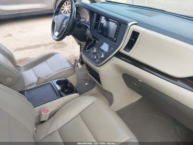 2020 TOYOTA SIENNA 5TDYZ3DC0LS058710 Photo 4