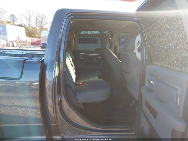 1C6RR7TT6ES380993 RAM 1500 Big Horn