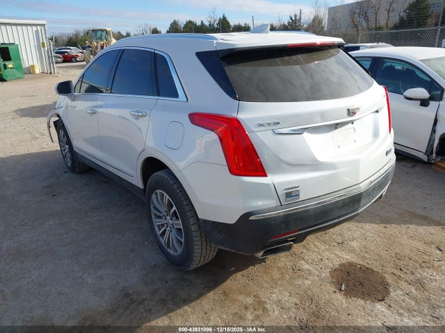 2019 CADILLAC XT5 1GYKNDRS4KZ247682 Photo 2
