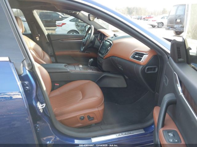 2018 MASERATI GHIBLI ZAM57YTA6J1268613 Photo 4