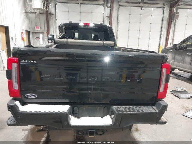 Ford F-350 Platinum 2025 1FT8W3BM5SEC10523 Image 15
