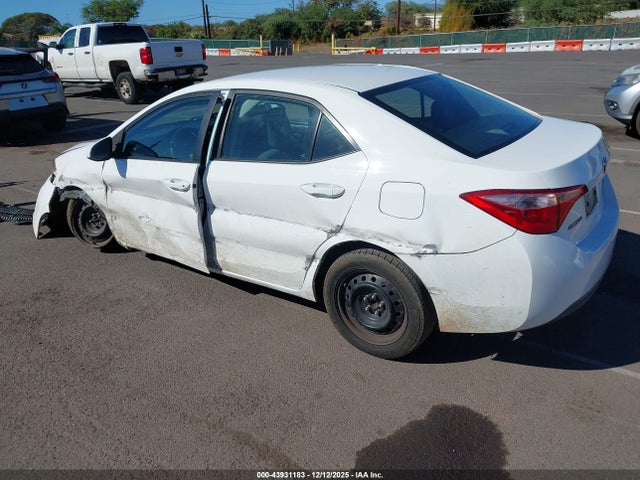 Toyota COROLLA LE 2017 5YFBURHE3HP589189 Image 3
