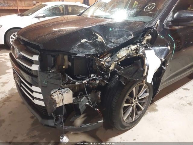 2019 TOYOTA HIGHLANDER 5TDJZRFH1KS595419 Photo 5