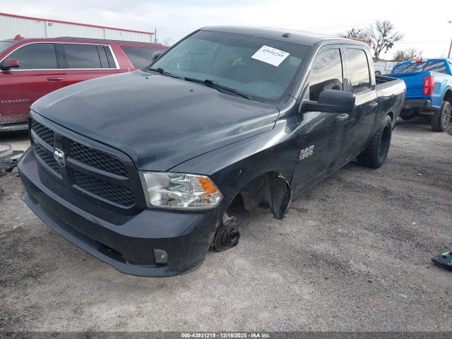 43931219 :رقم المزاد ، 3C6RR6KT8JG250534 vin ، 2018 Ram 1500 Express  4x2 5'7 Box مزاد بيع