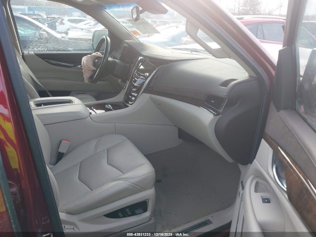 2016 CADILLAC ESCALADE ESV 1GYS4HKJ4GR324358 Photo 4