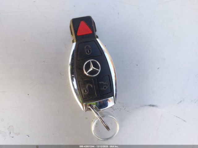 2014 MERCEDES-BENZ C 250 WDDGF4HB9EG237049 Photo 10