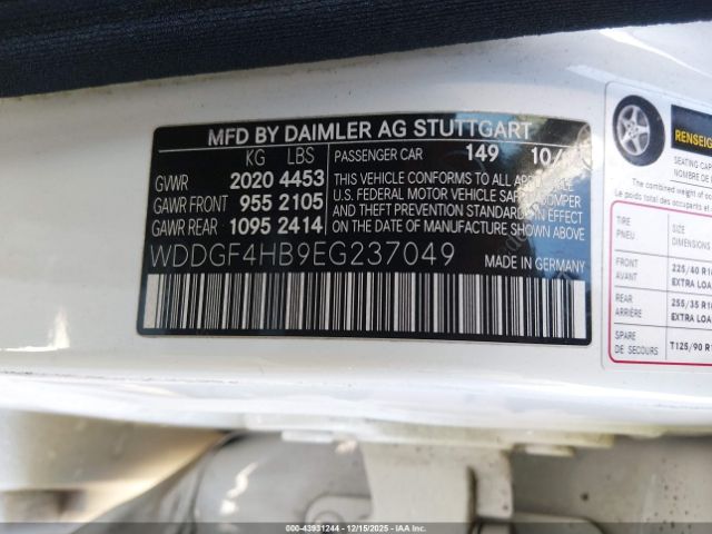 2014 MERCEDES-BENZ C 250 WDDGF4HB9EG237049 Photo 8