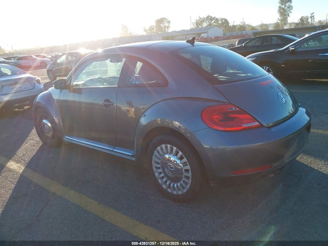Volkswagen Beetle 2.5l 2014 3VWJP7AT4EM612866 Image 3