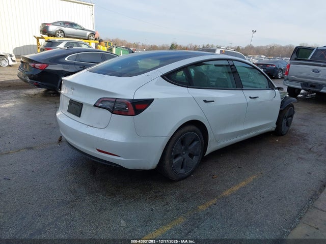 2023 TESLA MODEL 3 5YJ3E1EA4PF616320 Photo 3