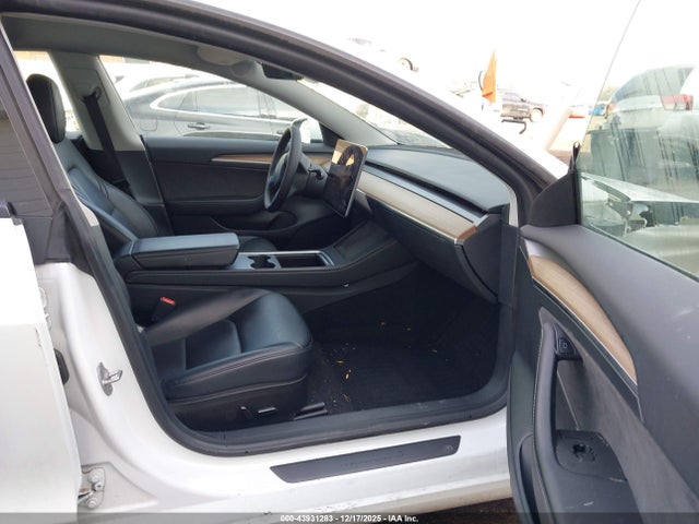 2023 TESLA MODEL 3 5YJ3E1EA4PF616320 Photo 4