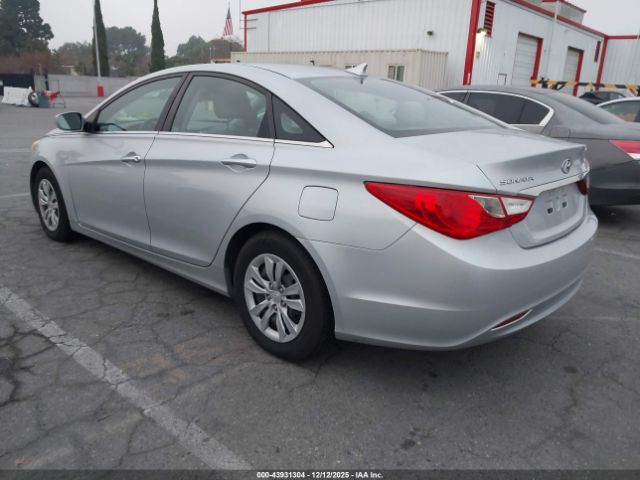 2011 HYUNDAI SONATA 5NPEB4AC7BH083688 Photo 2