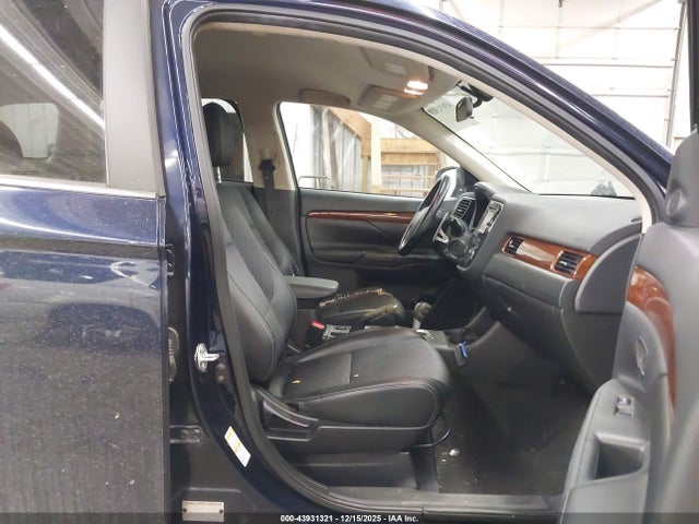 2015 MITSUBISHI OUTLANDER JA4JZ4AX5FZ010566 Photo 4